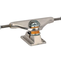 INDEPENDENT TRUCKS - STAGE XI STANDARD SILVER -SANTA CRUZ shop independent trucks independent trucks stage xi sta 6